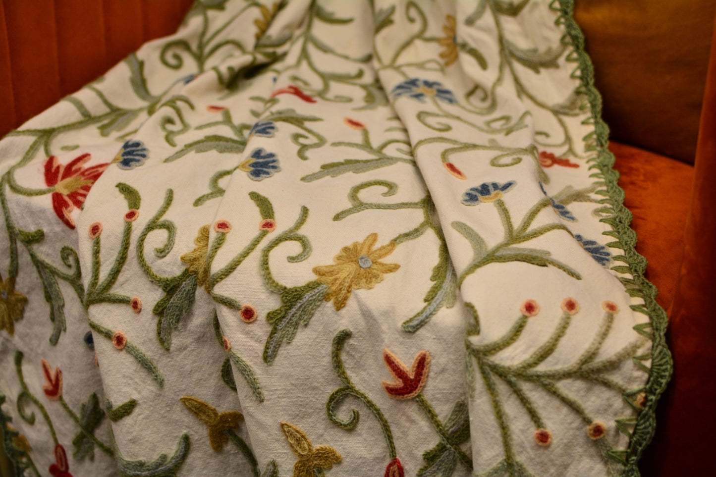 Vintage Daisy Mum Throw