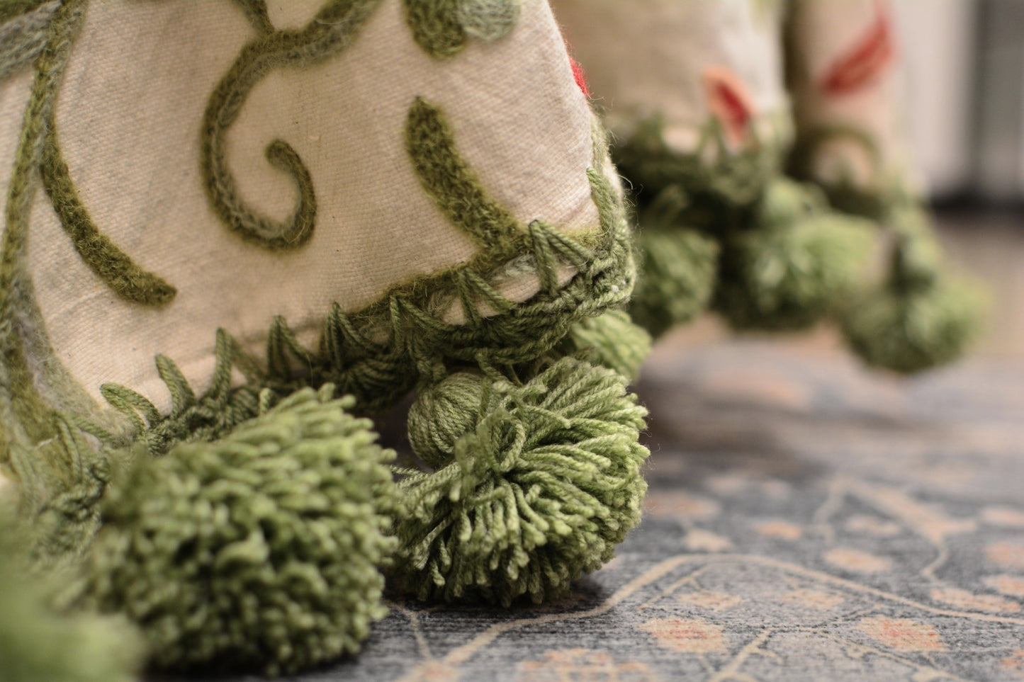 Vintage Daisy Mum Throw
