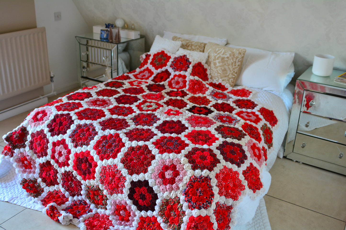 Valentine's YO-YO Quilt Throw Blanket