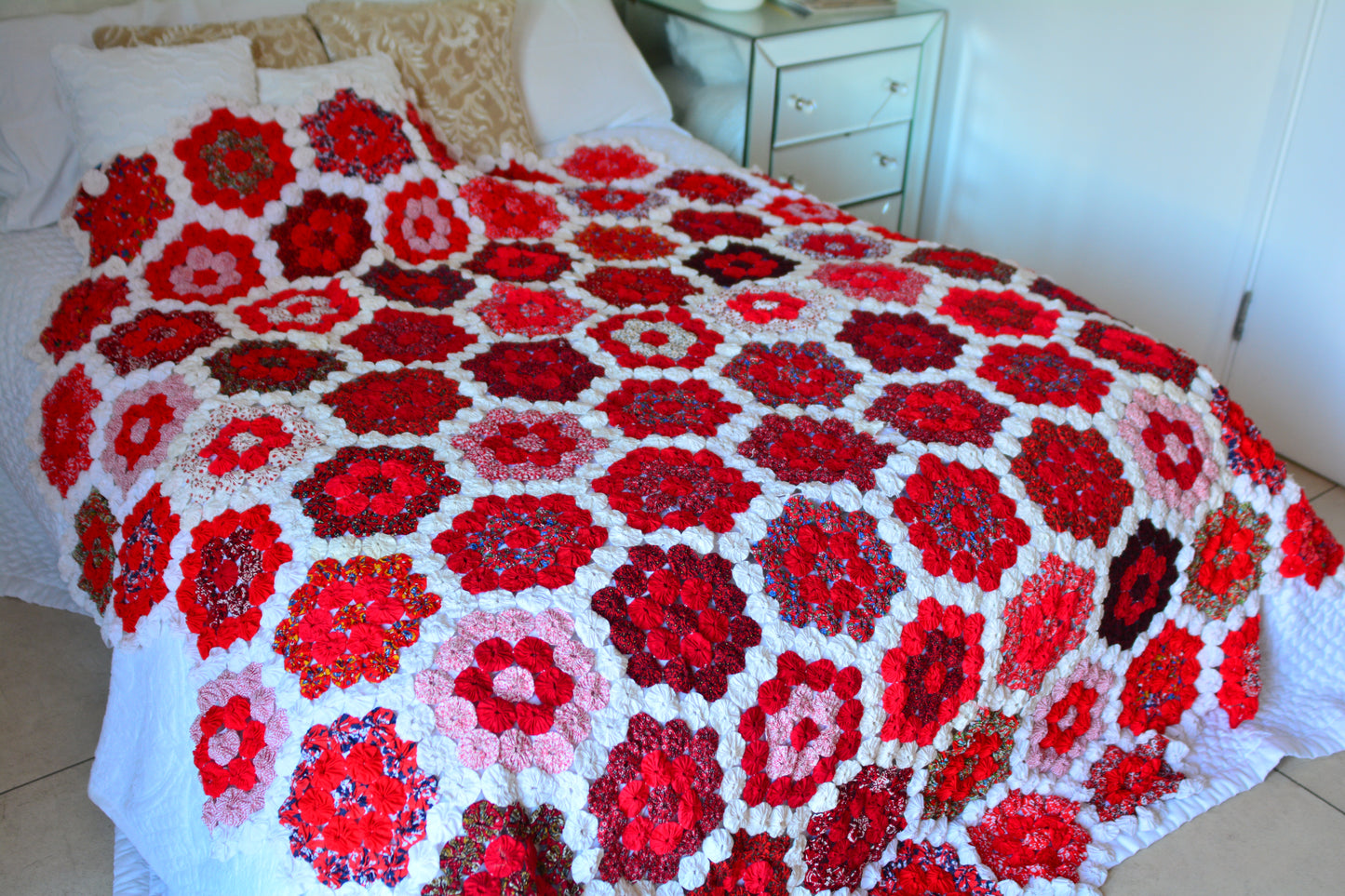 Valentine's YO-YO Quilt Throw Blanket